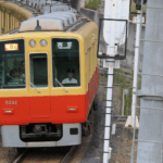 生成AIに阪神赤胴車のカラーリングをつくらせてみました。